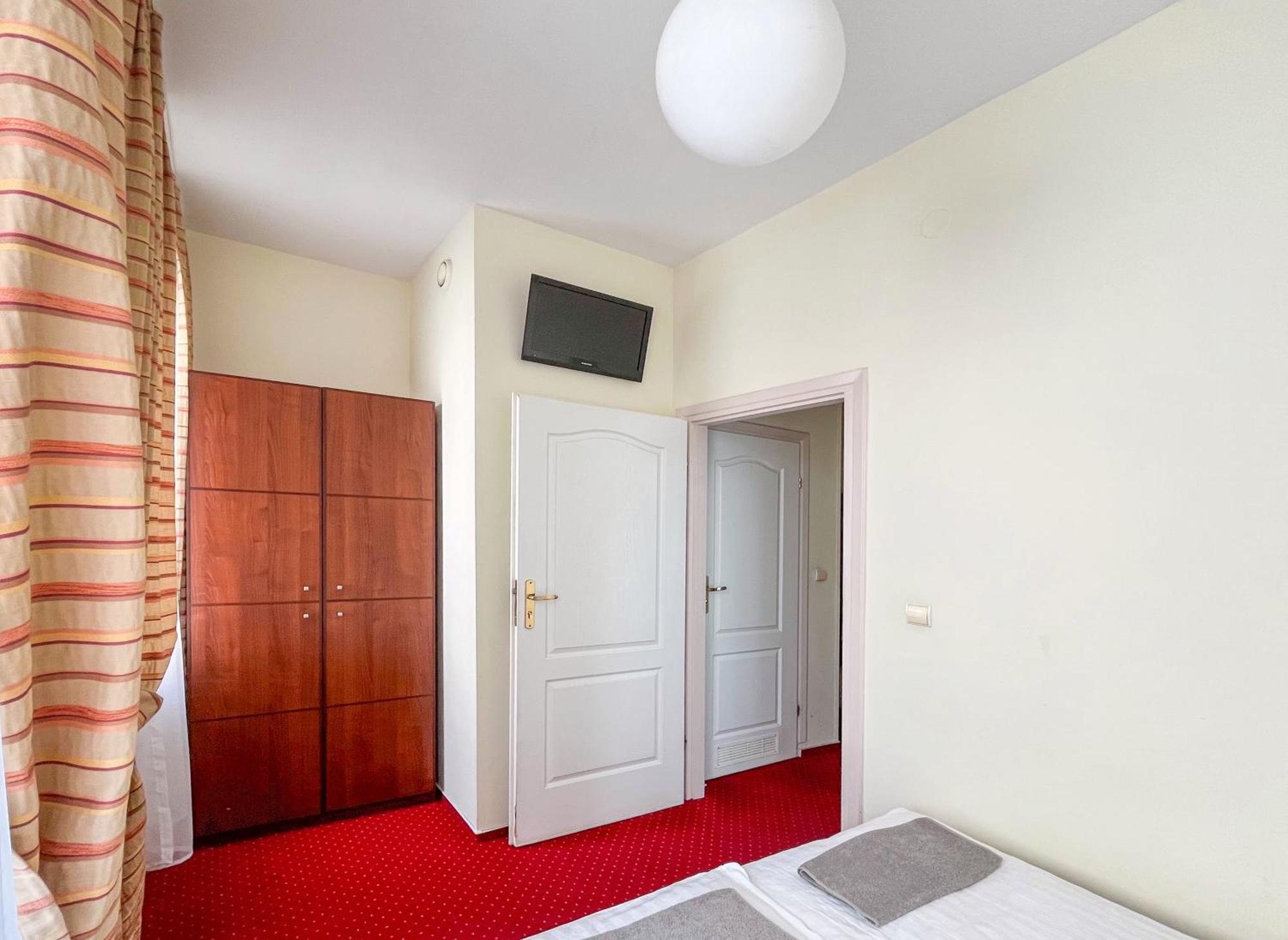 Fry House Vandrerhjem Warszawa Eksteriør bilde